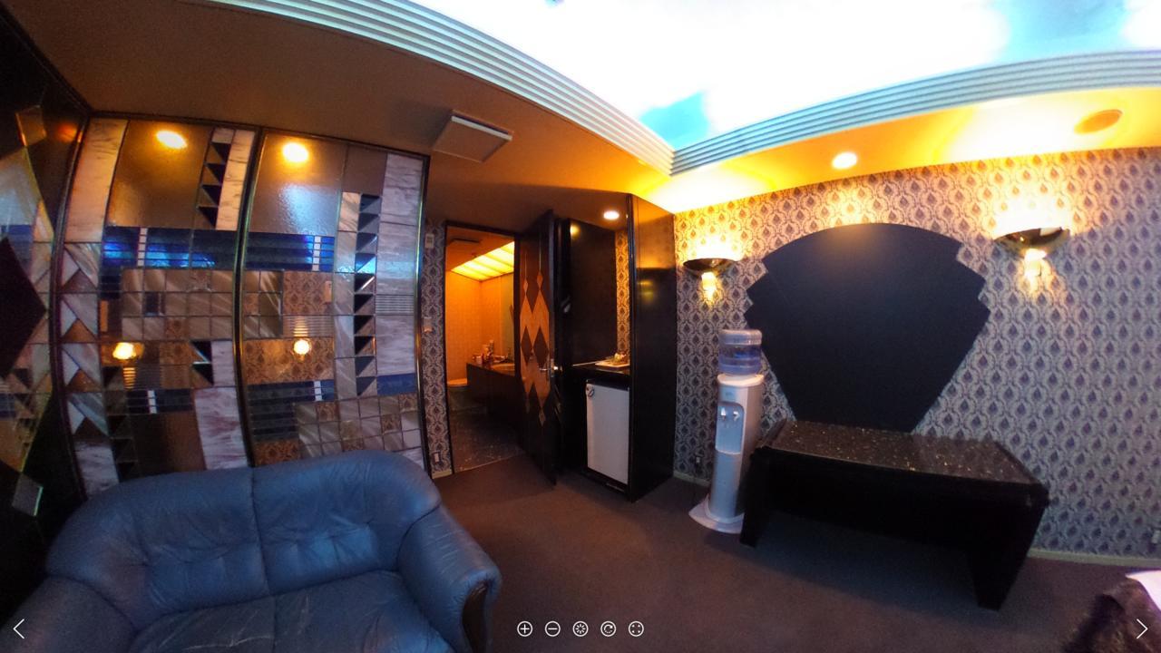 Hotel Pyramid (Adults Only) Himeji Buitenkant foto